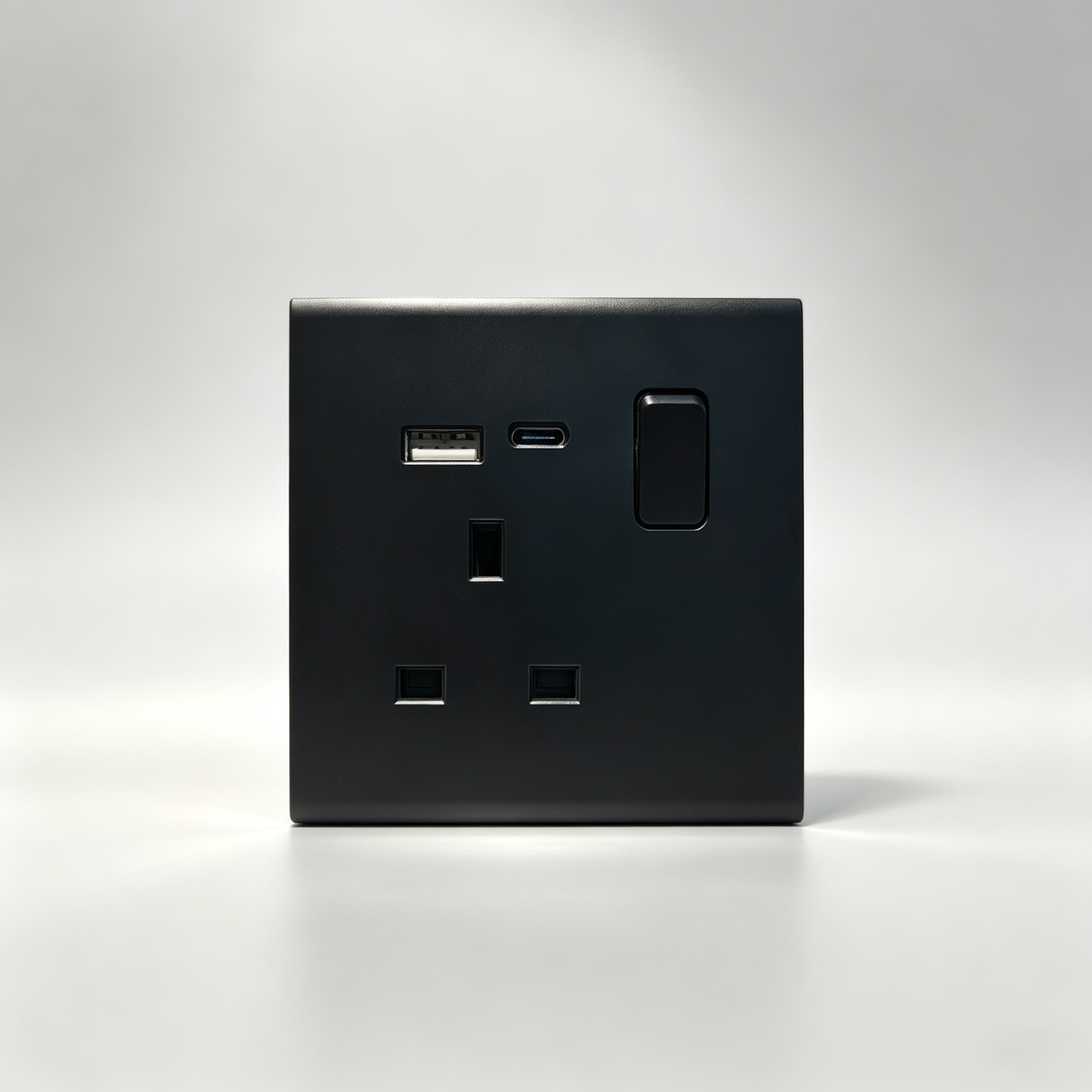 13A Switch Socket with USB(Type-c)